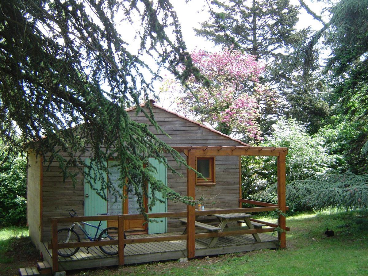 Les Chalets Du Domaine Des Soyeux Saint-Julien-Molin-Molette Luaran gambar